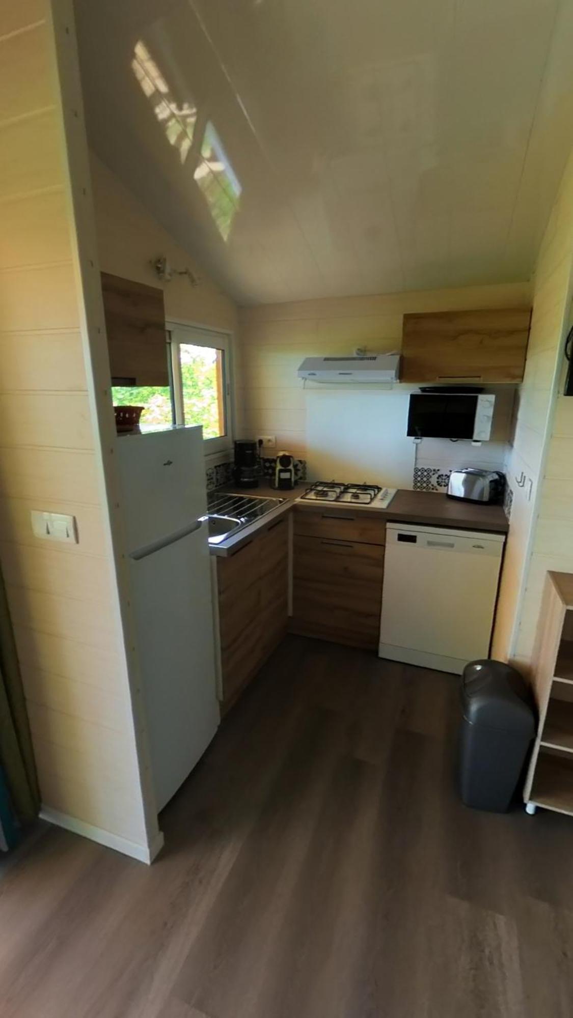 Camping Les Terrasses De Dordogne Rouffignac Saint-Cernin Rom bilde