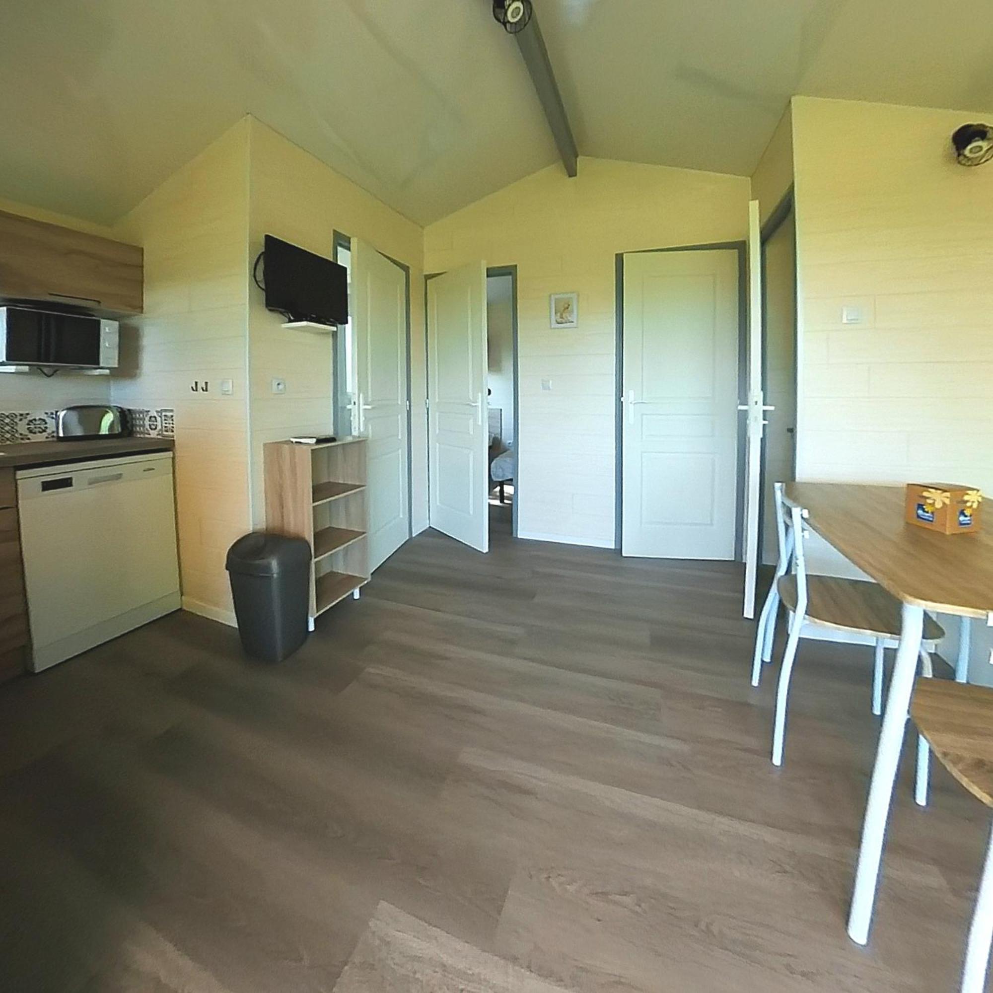 Camping Les Terrasses De Dordogne Rouffignac Saint-Cernin Rom bilde