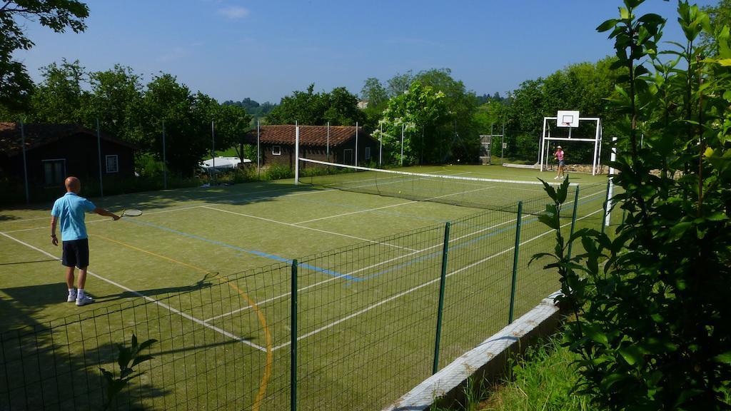 Camping Les Terrasses De Dordogne Rouffignac Saint-Cernin Eksteriør bilde
