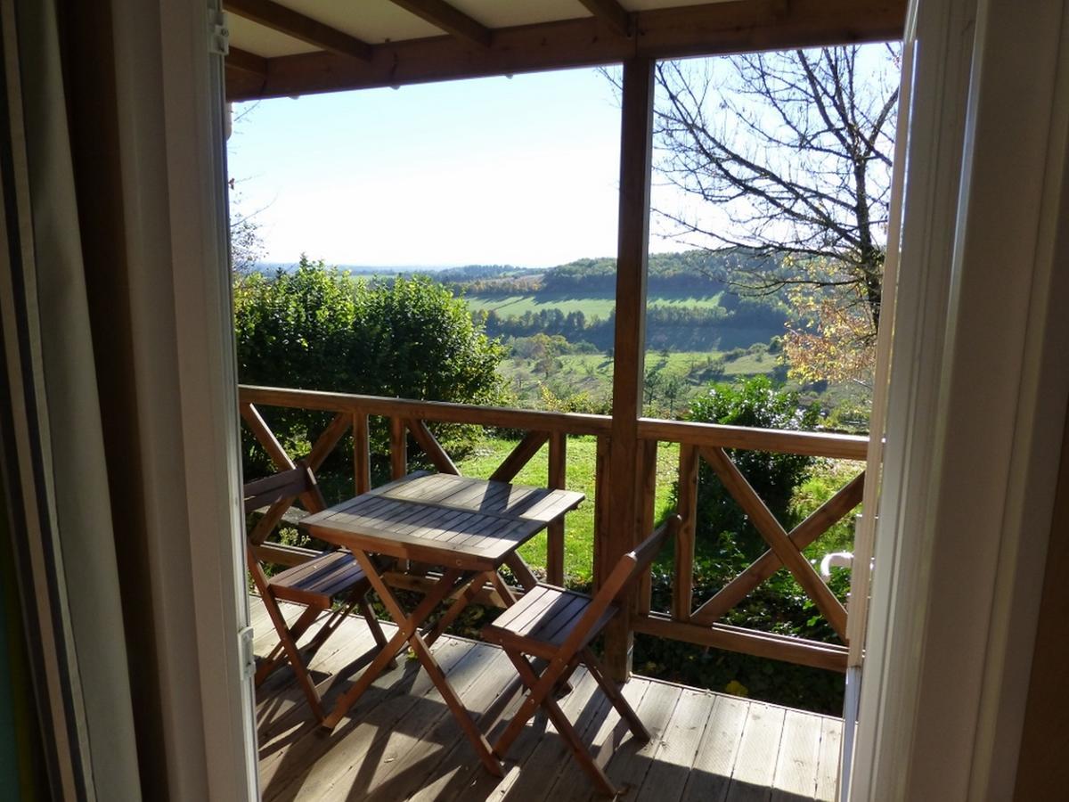 Camping Les Terrasses De Dordogne Rouffignac Saint-Cernin Eksteriør bilde