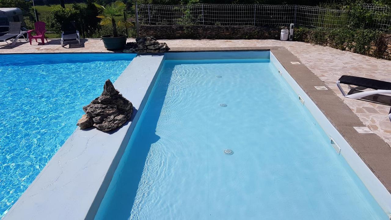 Camping Les Terrasses De Dordogne Rouffignac Saint-Cernin Eksteriør bilde